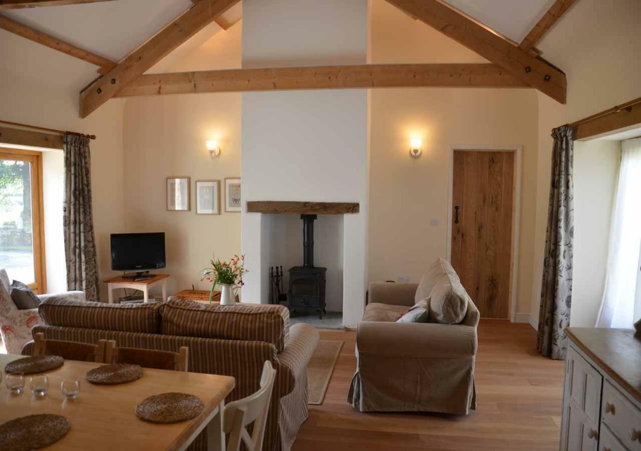 Raleigh Barn Villa West Putford Eksteriør billede